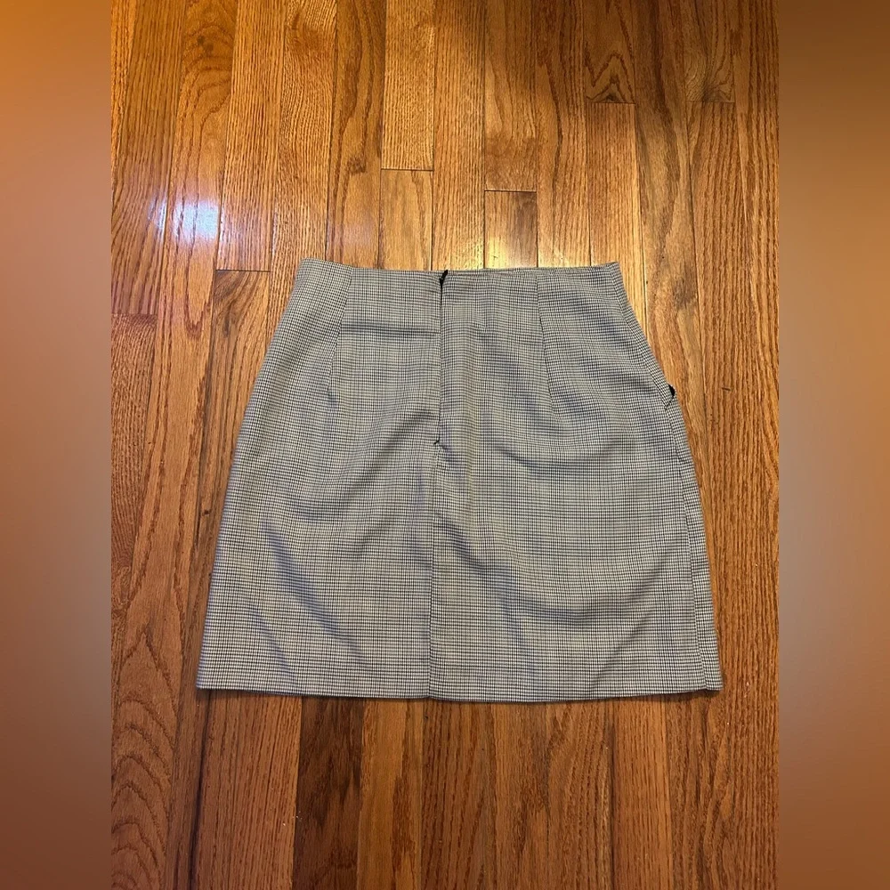 Mod Ref Grey Stretch Pencil Skirt – Size Small, Office Classic